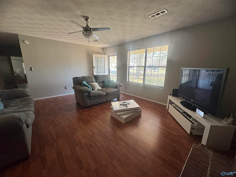 117 Water Oak Ct — Photo 6