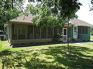 2605 Morning Glory Dr, Pasadena, TX 77503