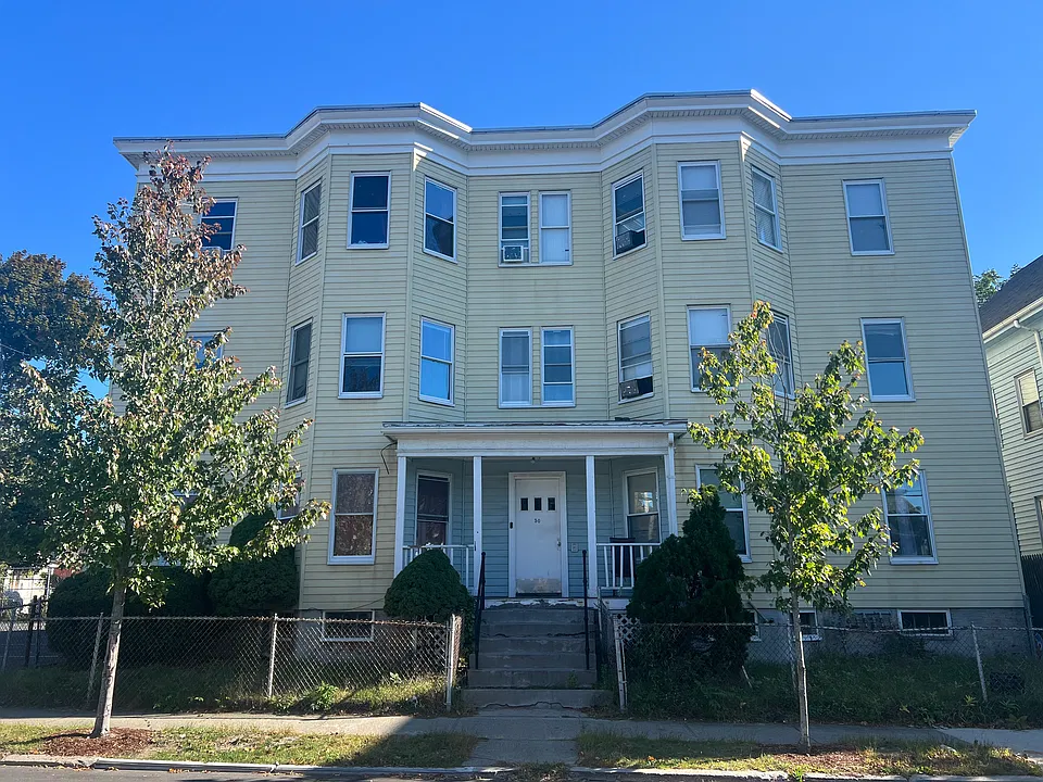 50 Astor St #2