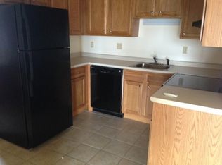 497 Silver St APT 305, Manchester, NH 03103