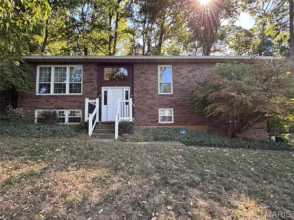 505 Sumner Blvd, Collinsville, IL 62234