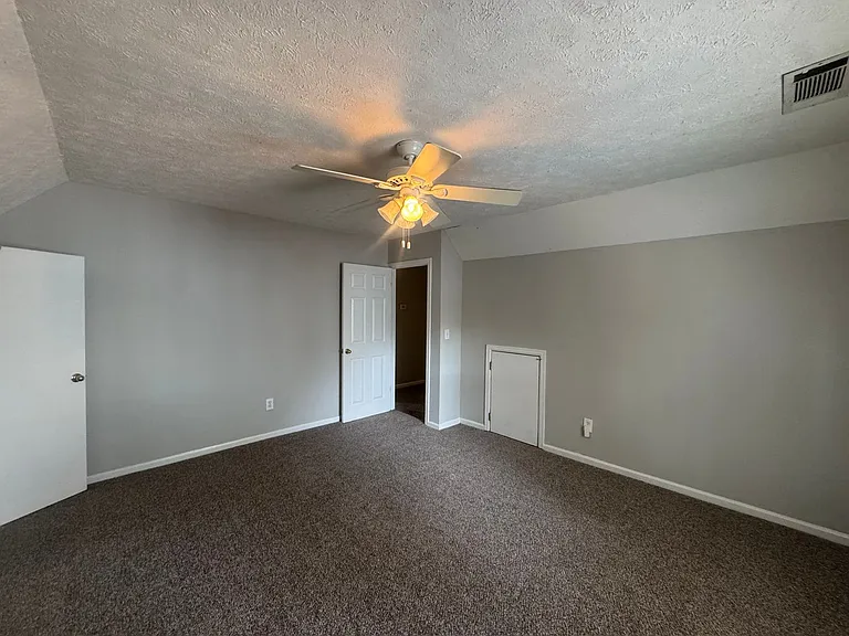 1154 S Lawrence St — Photo 20