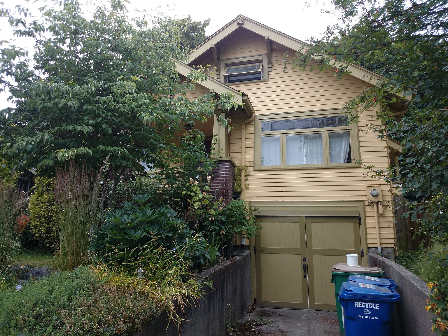 211 29th Ave, Seattle, WA 98122 | Zillow