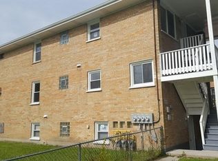 1021 S 16th Ave #1, Maywood, IL 60153