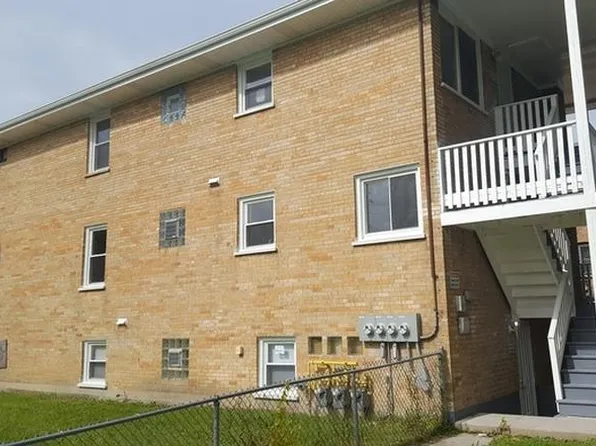 1021 S 16th Ave #1, Maywood, IL 60153