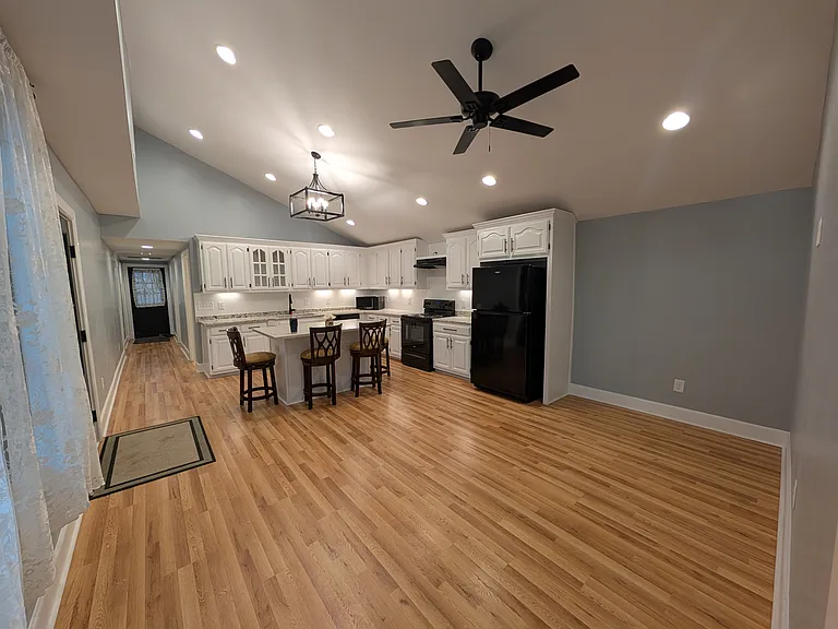 131 River Rd — Photo 4