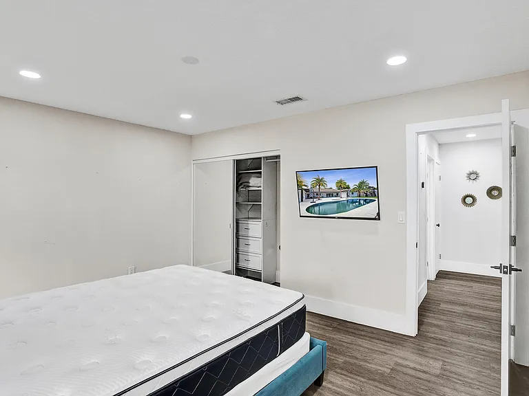 343 Layne Blvd — Photo 35