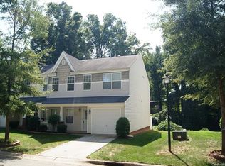 345 Doughton Ln, Charlotte, NC 28217