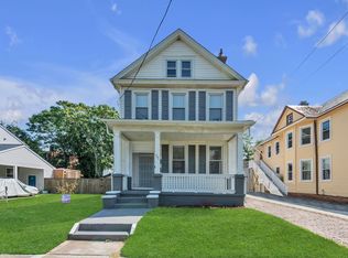 321 W 36th St APT 1, Norfolk, VA 23508