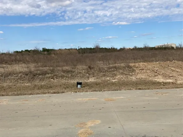 1025 Road 5601, Cleveland, TX 77327