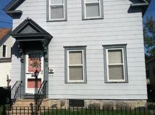 39 W 9th St, Lowell, MA 01850