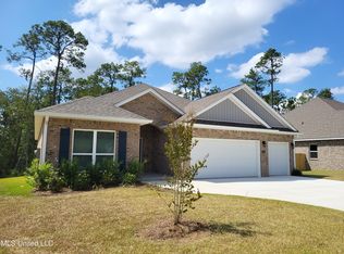 6148 Penni Ln, Ocean Springs, MS 39564