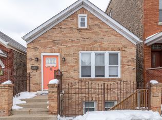 2108 W 19th St, Chicago, IL 60608