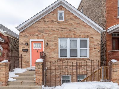 2108 W 19th St, Chicago, IL, 60608