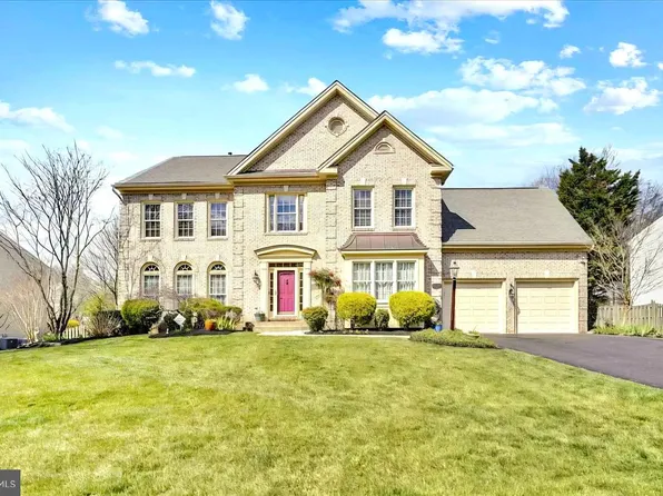 4702 Leighfield Valley Dr, Chantilly, VA 20151