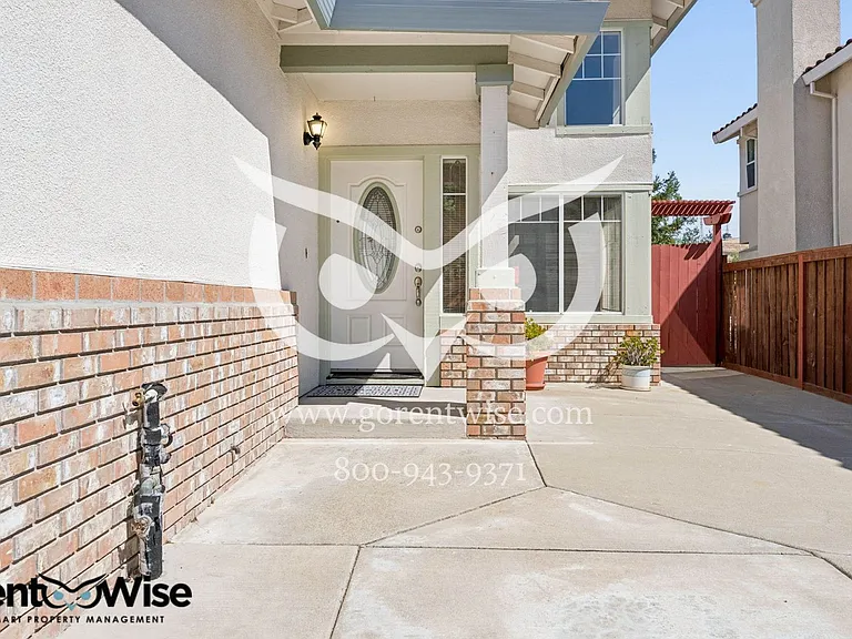 406 Grenadine Way — Photo 4