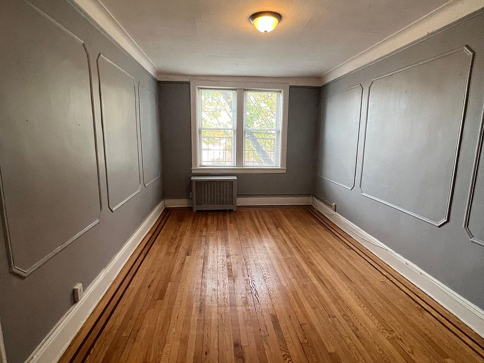 1st image of 253 Lafayette Ave #14