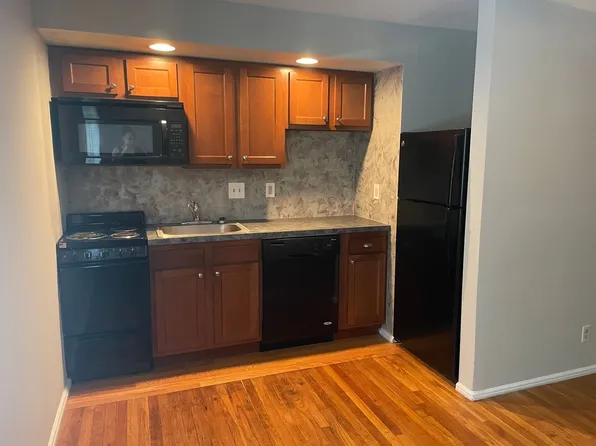 Lowell 566, 566 Lowell Ave APT 3, Cincinnati, OH 45220