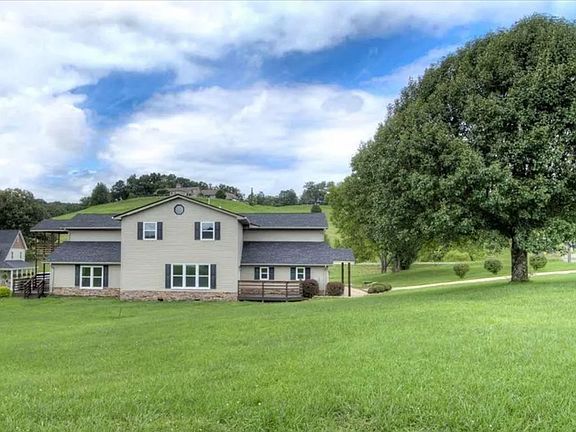 3rd image of 200 Jessie Ln #3
