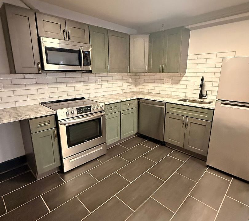 1st image of 26 Washington Ave #B2