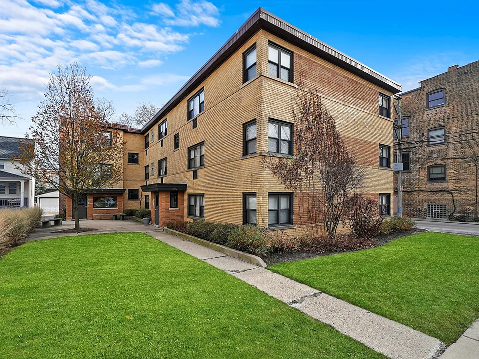 311 Sherman Ave #2C