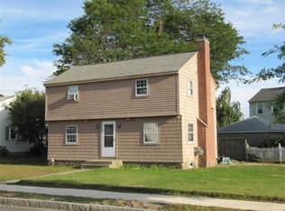 90 Fales St, Worcester, MA 01606