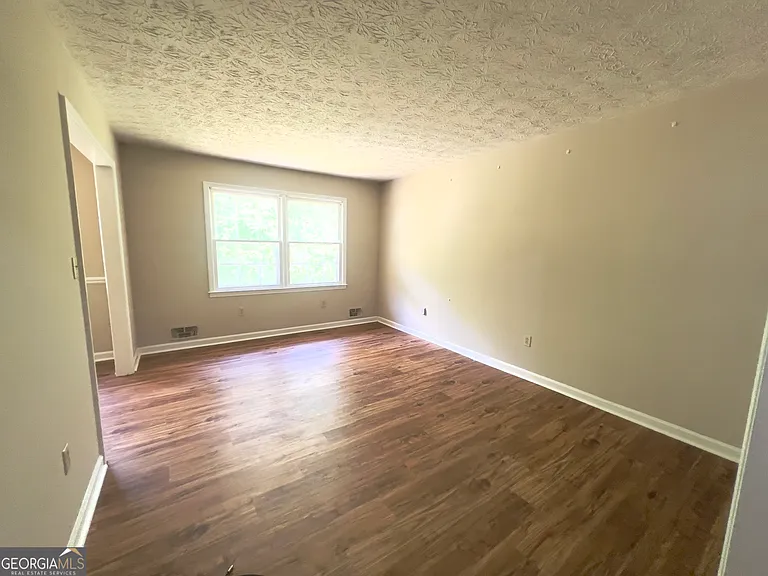 1140 Barber Creek Dr — Photo 22