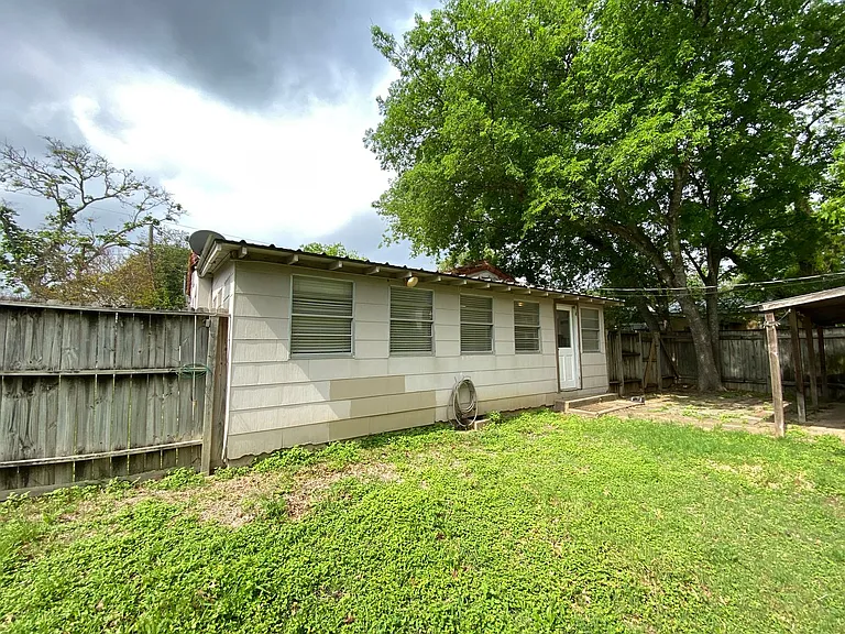 1030 Cole Ave — Photo 31