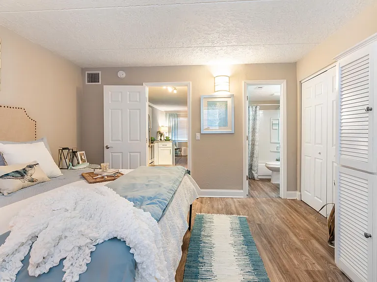 Surf Apartments — Photo 46
