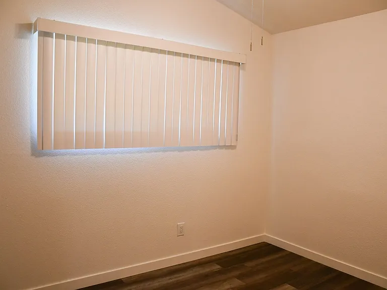 6501 Tillamook Ave — Photo 48