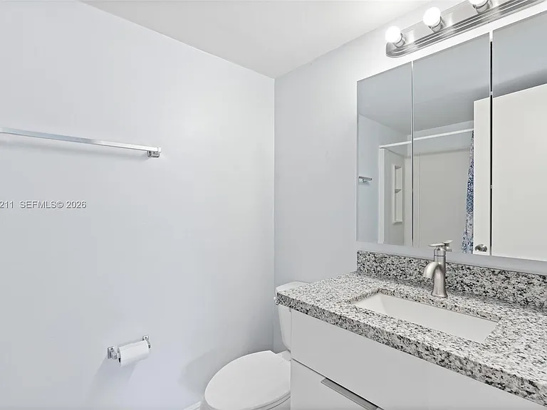 2771 Riverside Dr #316-A — Photo 17