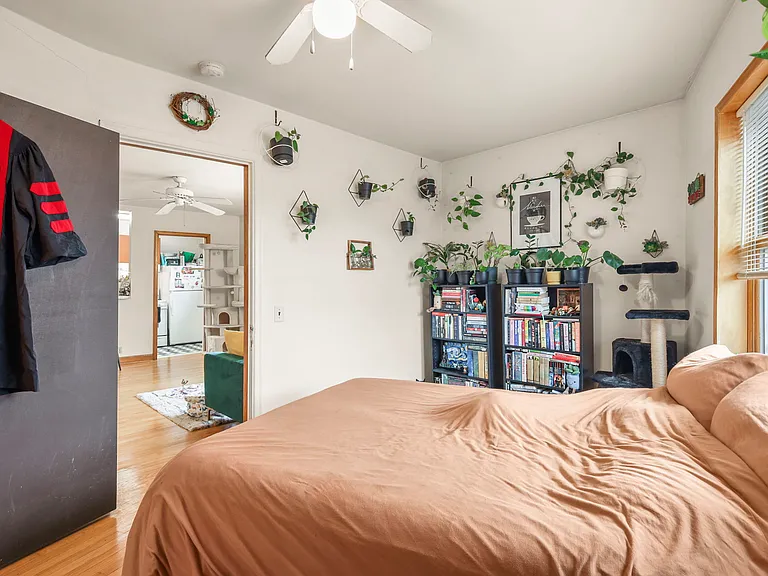 2609 University Ave #2 — Photo 15