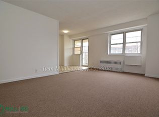 4750 59th St APT 2H, Flushing, NY 11377