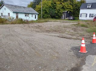 58 & 60 Fleming St, Lincoln, ME 04457