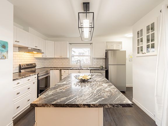 3rd image of 5447 Rector St