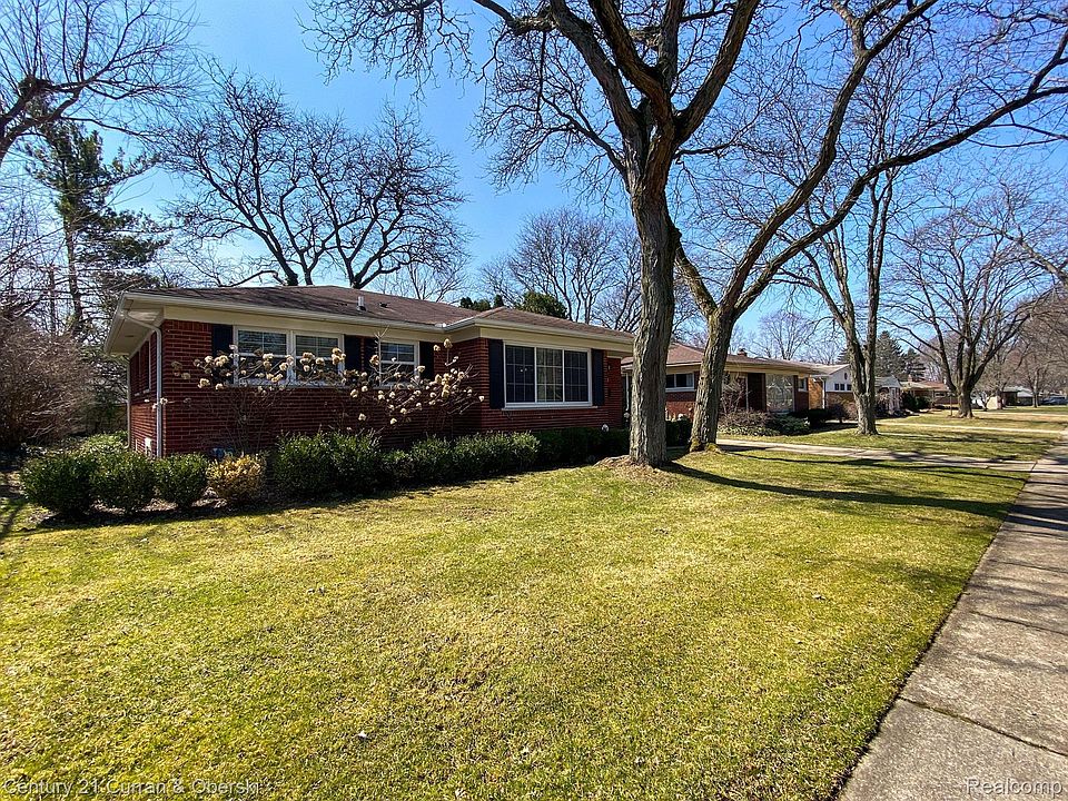1st image of 16925 Madoline St
