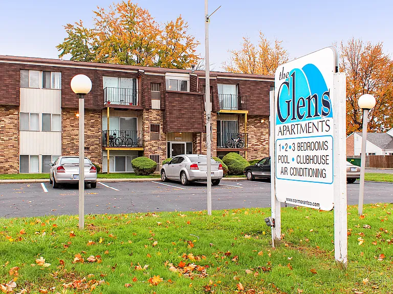 The Glens Apartments — Photo 35
