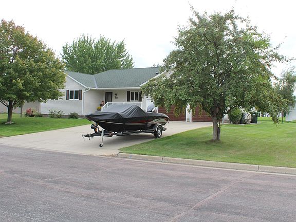 2nd image of 705 Eagle Dr SW