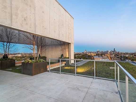 3rd image of 2737 W Belden Ave #1201
