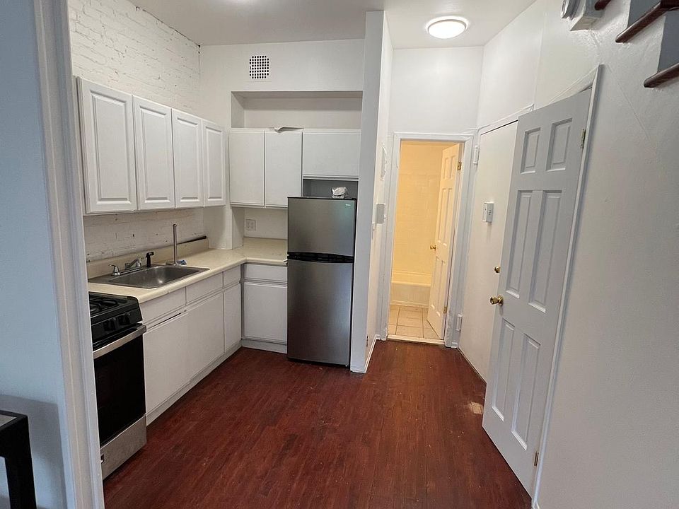 1st image of 306 E 93rd St APT 3D