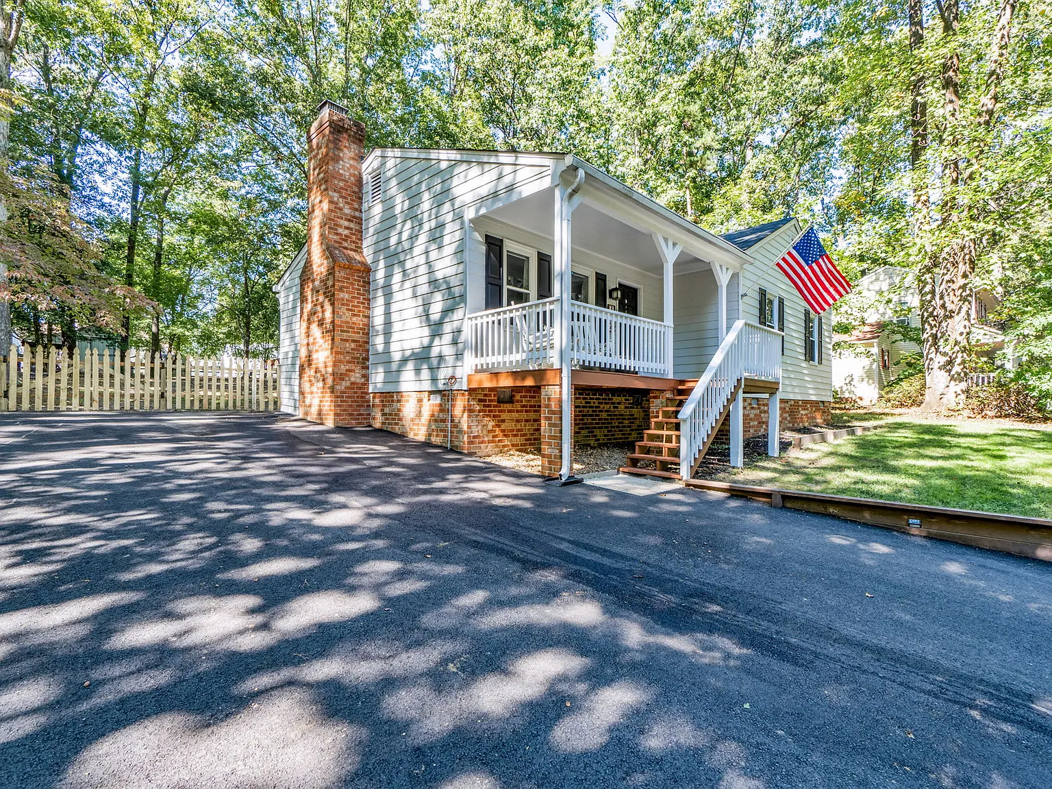 3434 Castlebury Drive - 1 — Photo 3