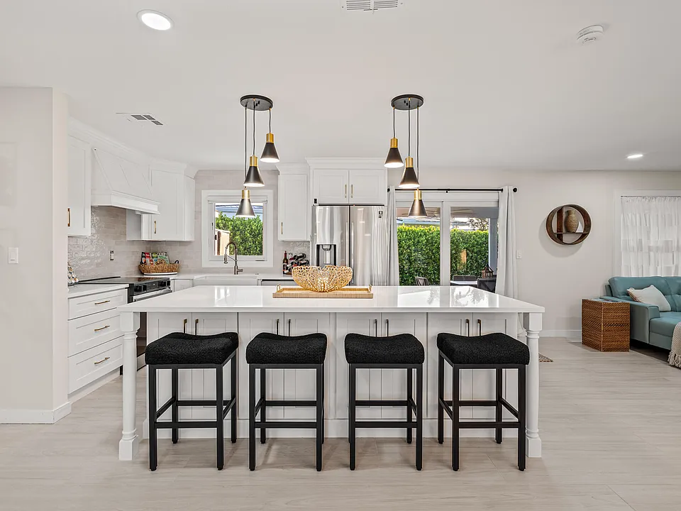 9165 SE Yacht Club Cir