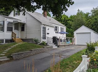 9 Staples St, Eliot, ME 03903