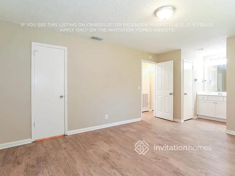 8323 Country Creek Blvd — Photo 12