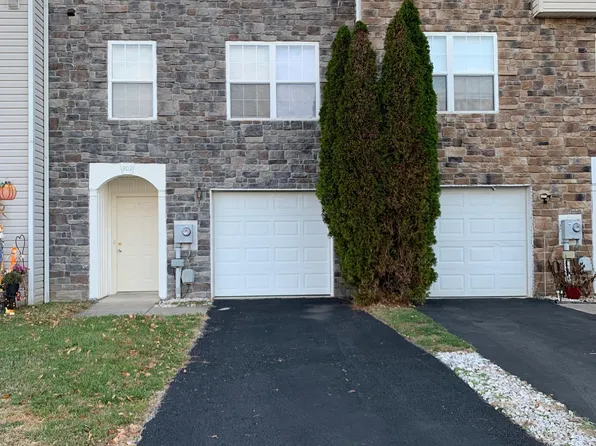 202 Pony Cir #202, Martinsburg, WV 25405