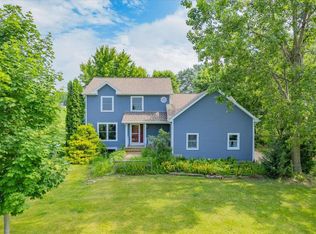 3284 Spencer Rd, Cottage Grove, WI 53527