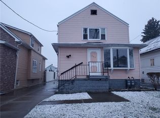 367 Warwick Ave, Buffalo, NY 14215