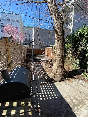 Rented by Compass | media 12