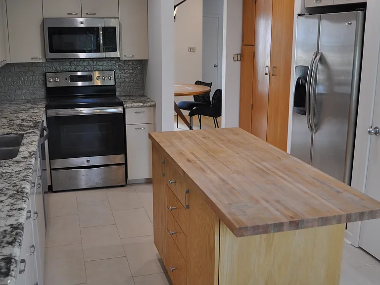 7655 S Braeswood Blvd #8 — Photo 26