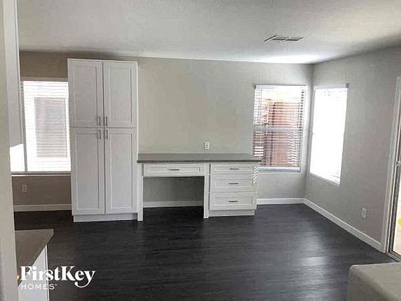 4th image of 3629 Shanagolden St
